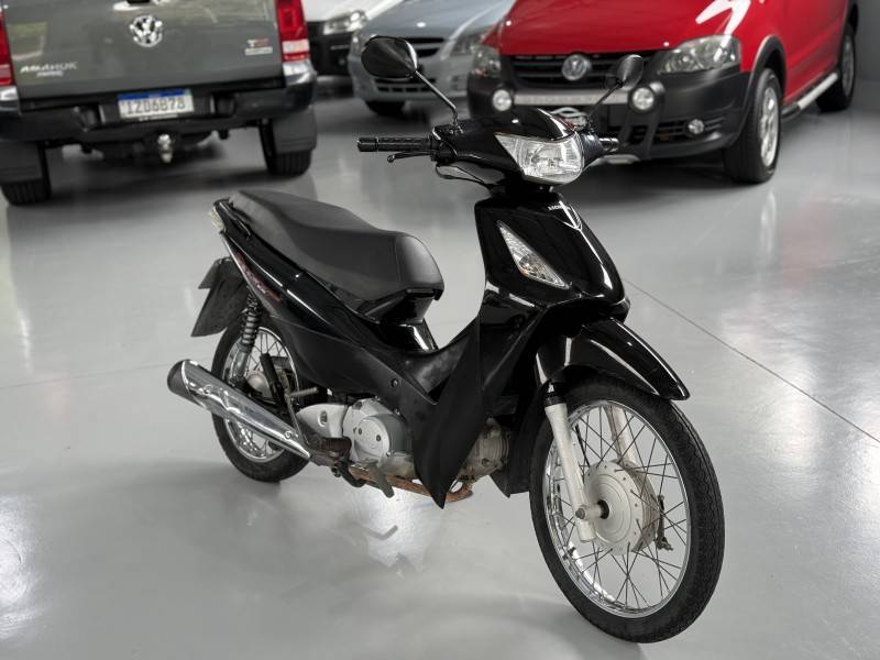 HONDA - BIZ 125 - 2009/2010 - Preta - R$ 8.900,00