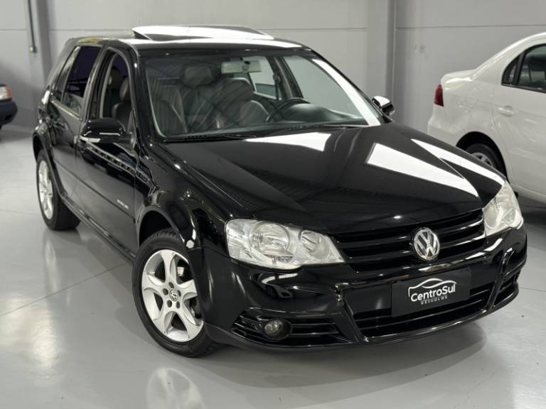 VOLKSWAGEN - GOLF - 2007/2008 - Preta - R$ 47.900,00