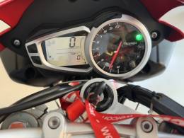 TRIUMPH - SPEED TRIPLE - 2015/2015 - Vermelha - R$ 42.900,00