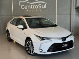 TOYOTA - COROLLA - 2022/2023 - Branca - R$ 152.900,00