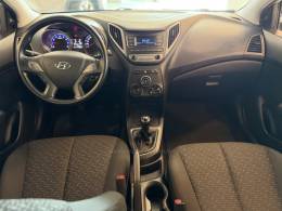 HYUNDAI - HB20 - 2015/2016 - Branca - R$ 50.900,00