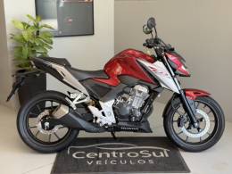 HONDA - CB 300F TWISTER - 2025/2026 - Vermelha - R$ 30.290,00