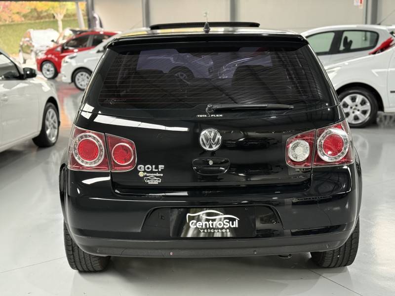 VOLKSWAGEN - GOLF - 2007/2008 - Preta - R$ 47.900,00