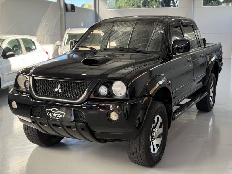 MITSUBISHI - L200 - 2006/2006 - Preta - R$ 59.900,00
