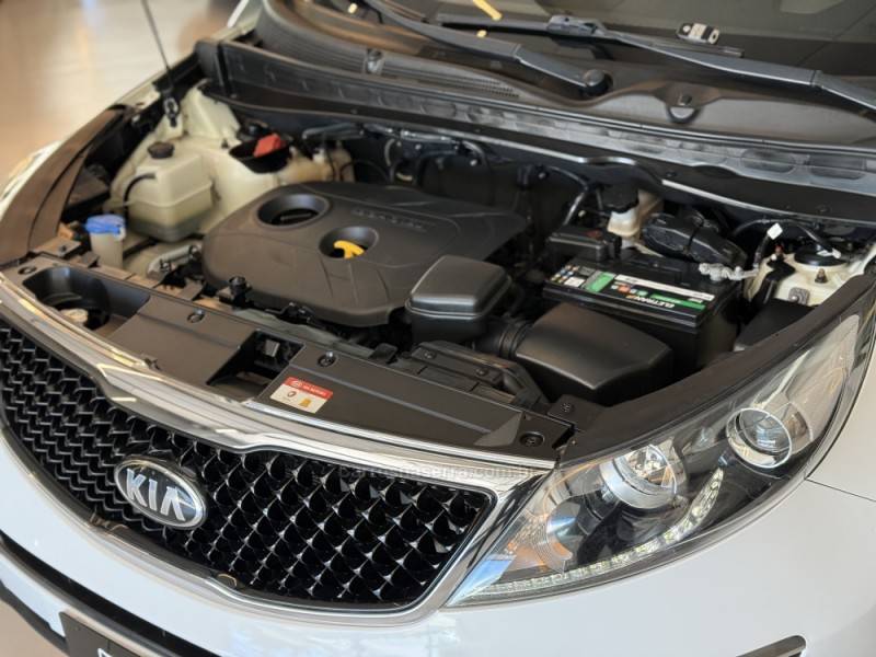 KIA MOTORS - SPORTAGE - 2014/2015 - Branca - R$ 89.900,00