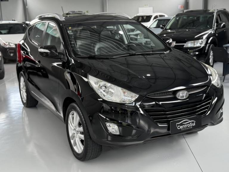 HYUNDAI - IX35 - 2015/2016 - Preta - R$ 80.900,00