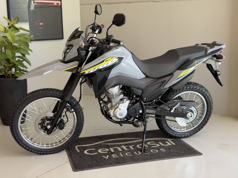 HONDA - NXR 160 - 2025/2026 - Cinza - R$ 28.190,00