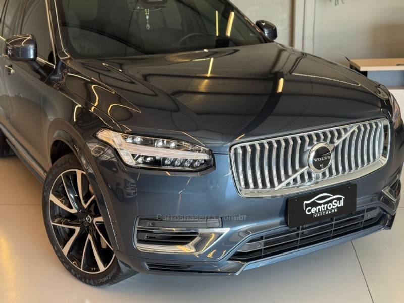 VOLVO - XC90 - 2023/2023 - Azul - R$ 419.900,00
