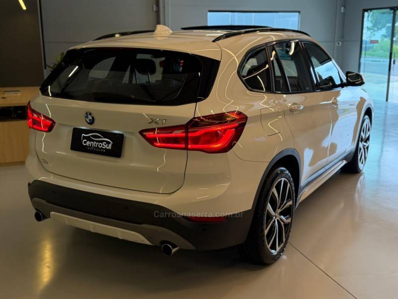 BMW - X1 - 2015/2016 - Branca - Sob Consulta