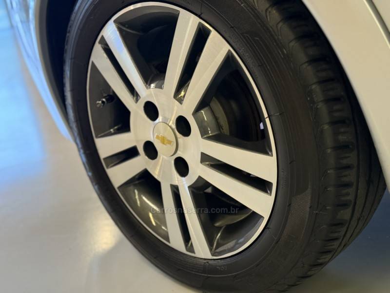 CHEVROLET - CORSA - 2008/2009 - Prata - R$ 32.900,00