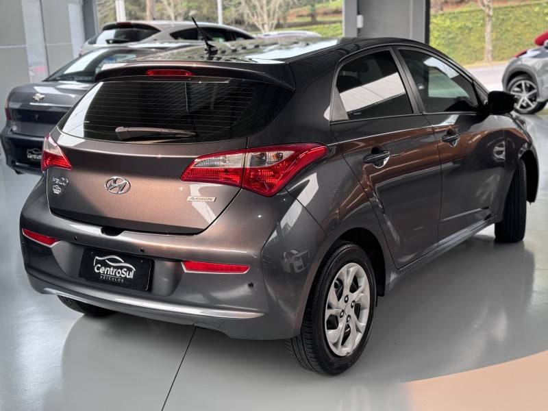 HYUNDAI - HB20 - 2015/2016 - Cinza - R$ 60.900,00