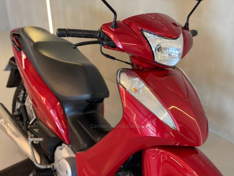 HONDA - BIZ 125 - 2014/2014 - Vermelha - R$ 12.900,00