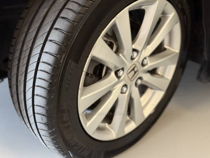 HONDA - CIVIC - 2013/2014 - Preta - R$ 75.900,00
