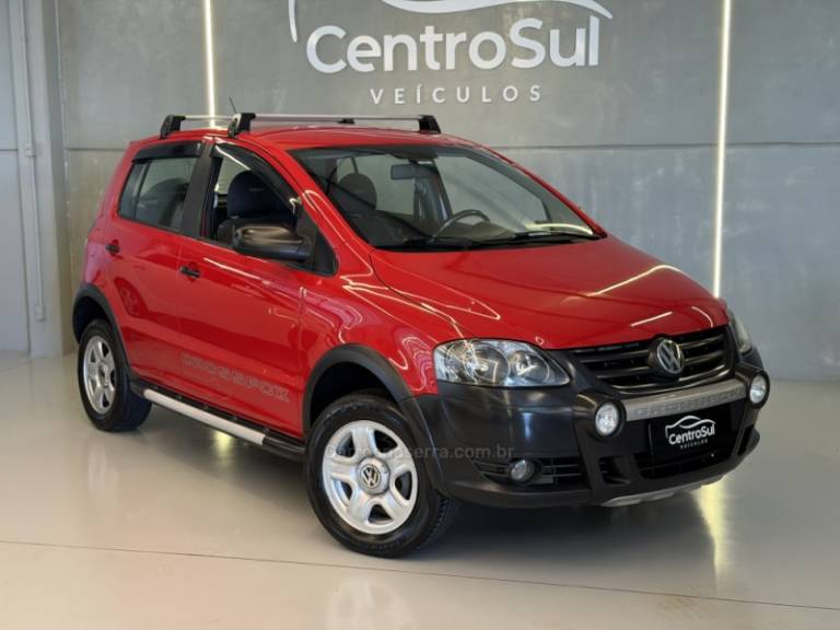 VOLKSWAGEN - CROSSFOX - 2009/2009 - Vermelha - R$ 36.900,00