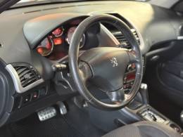 PEUGEOT - 207 - 2011/2012 - Prata - R$ 28.900,00