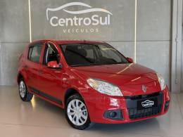 RENAULT - SANDERO - 2011/2012 - Vermelha - R$ 34.900,00