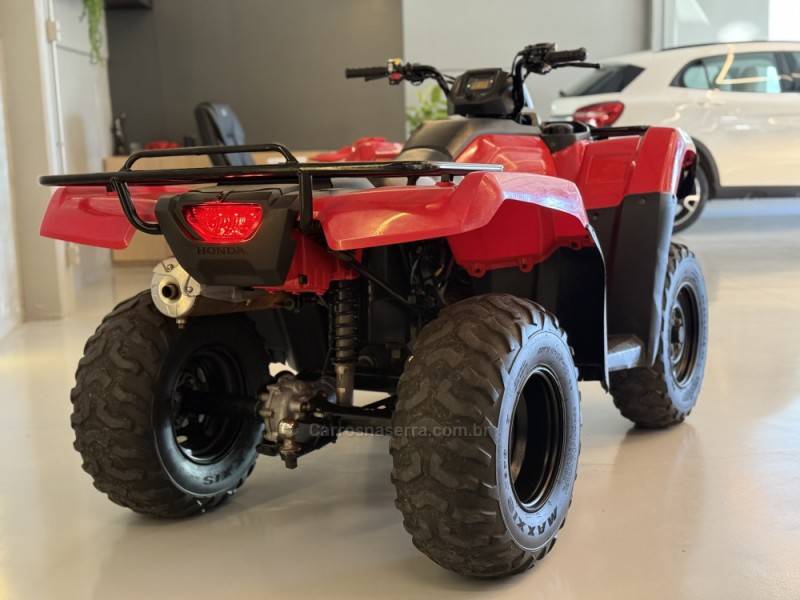 HONDA - TRX 420 - 2017/2017 - Vermelha - R$ 42.900,00