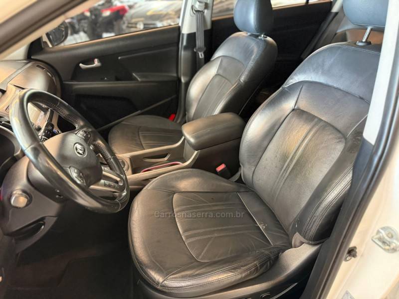 KIA MOTORS - SPORTAGE - 2014/2015 - Branca - R$ 89.900,00
