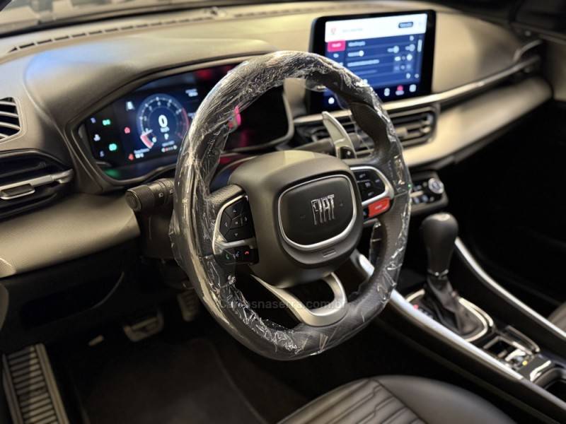 FIAT - FASTBACK - 2022/2023 - Cinza - R$ 117.900,00