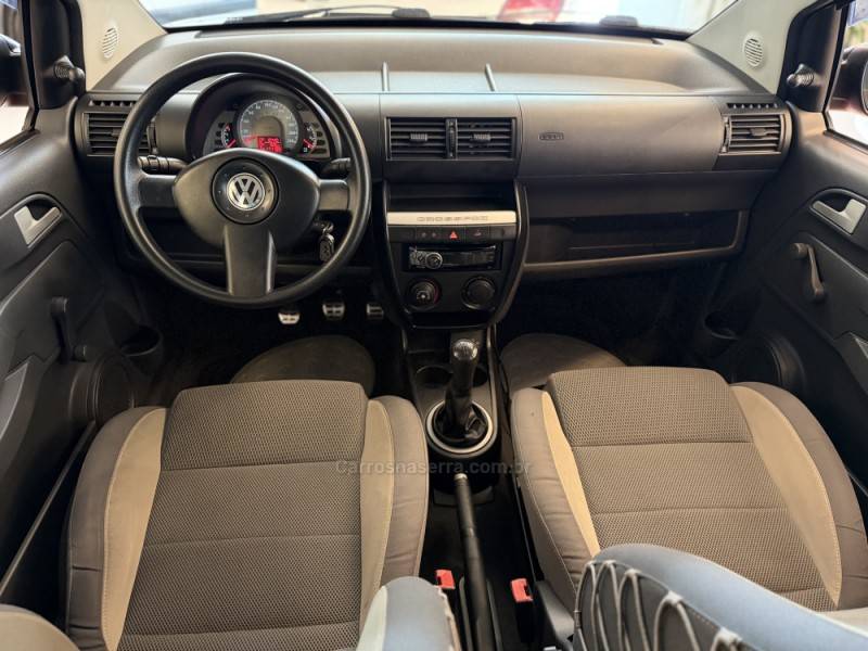 VOLKSWAGEN - CROSSFOX - 2009/2009 - Vermelha - R$ 36.900,00