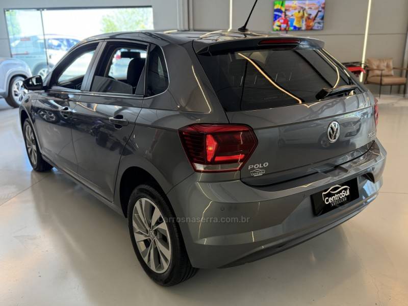 VOLKSWAGEN - POLO - 2019/2020 - Cinza - R$ 80.900,00