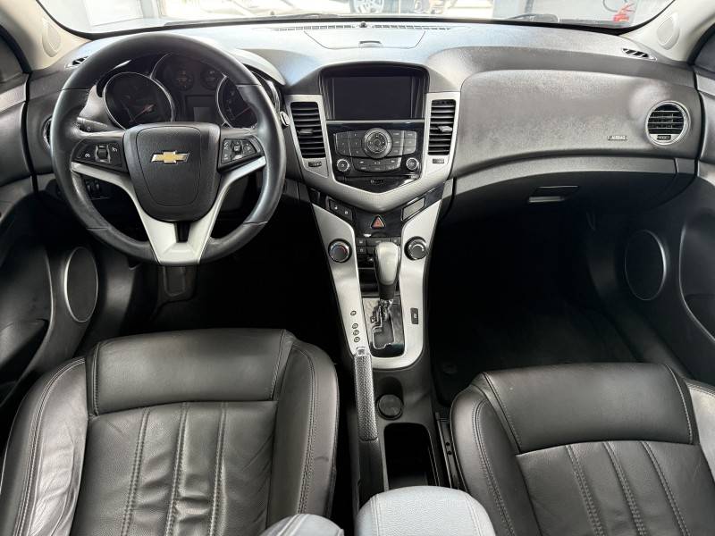 CHEVROLET - CRUZE - 2014/2014 - Branca - R$ 70.900,00