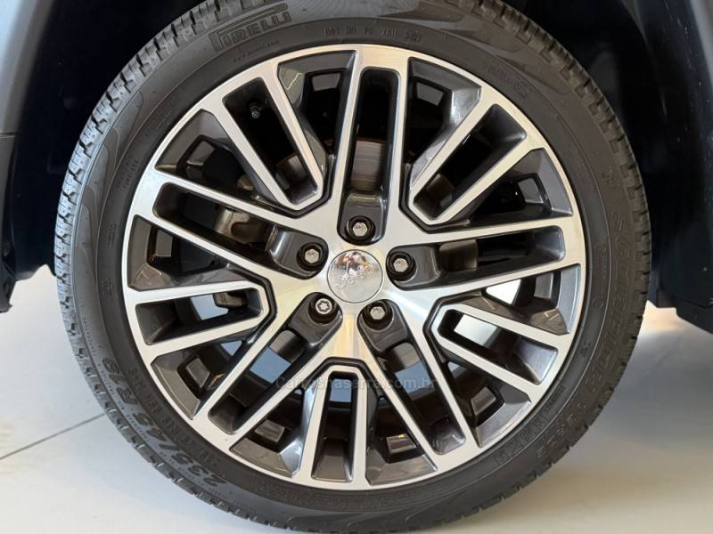 JEEP - COMPASS - 2021/2022 - Prata - R$ 137.900,00