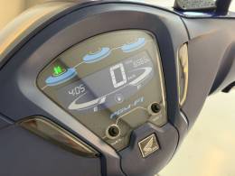 HONDA - BIZ 125 - 2022/2022 - Branca - R$ 17.900,00