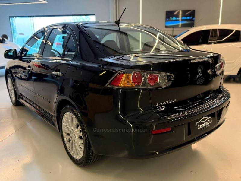 MITSUBISHI - LANCER - 2014/2015 - Preta - R$ 62.900,00