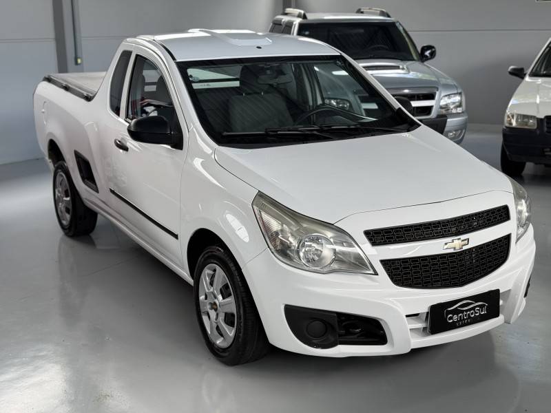 CHEVROLET - MONTANA - 2013/2013 - Branca - R$ 41.900,00