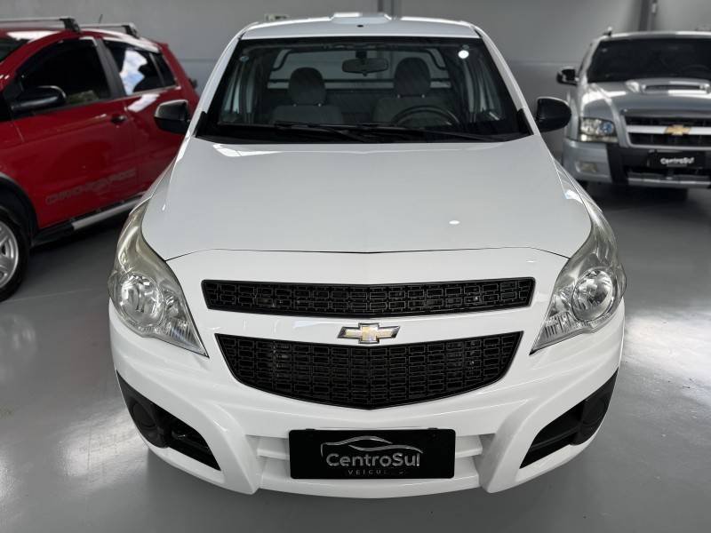 CHEVROLET - MONTANA - 2013/2013 - Branca - R$ 41.900,00
