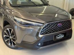 TOYOTA - COROLLA - 2022/2023 - Cinza - R$ 161.900,00