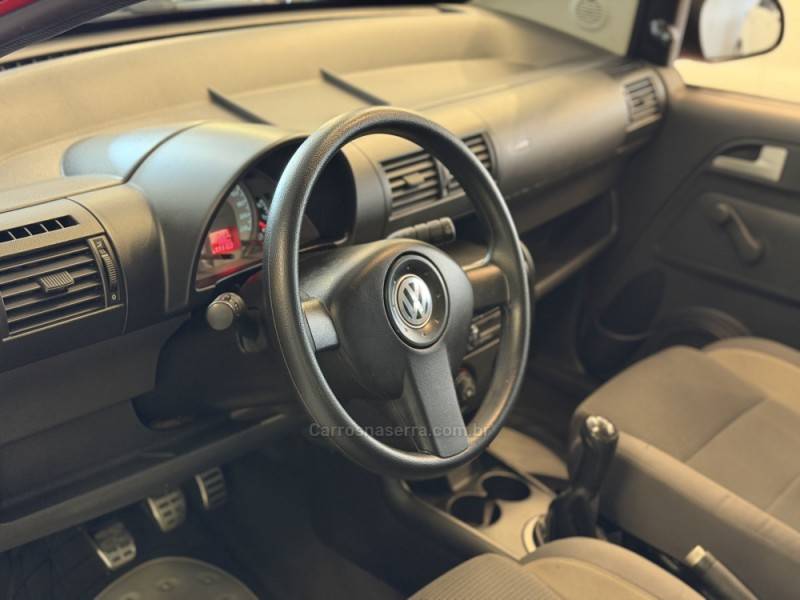 VOLKSWAGEN - CROSSFOX - 2009/2009 - Vermelha - R$ 36.900,00