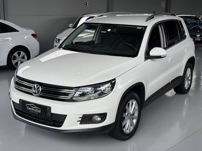 VOLKSWAGEN - TIGUAN - 2013/2013 - Branca - R$ 68.900,00