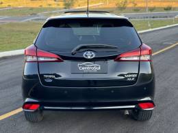 TOYOTA - YARIS - 2018/2019 - Preta - R$ 83.900,00