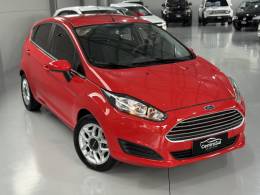 FORD - FIESTA - 2015/2015 - Vermelha - R$ 48.900,00
