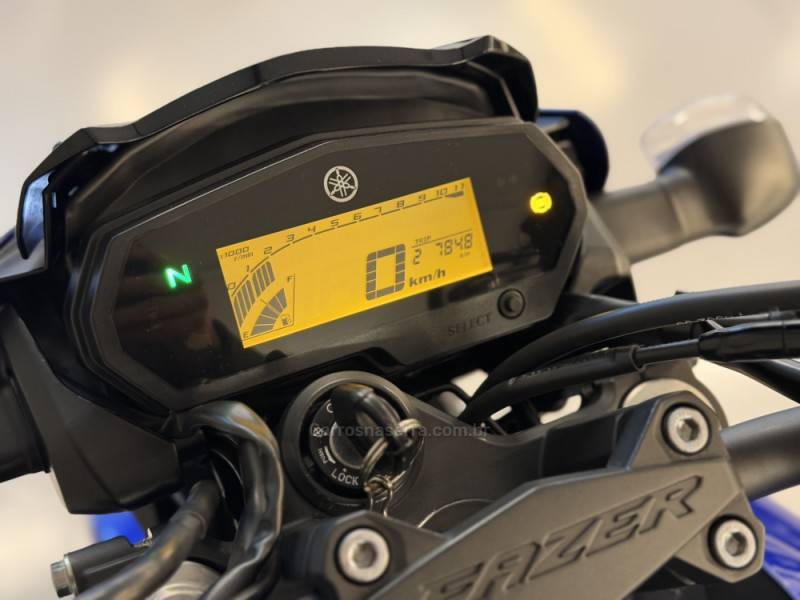 YAMAHA - FAZER - 2023/2023 - Azul - R$ 22.900,00