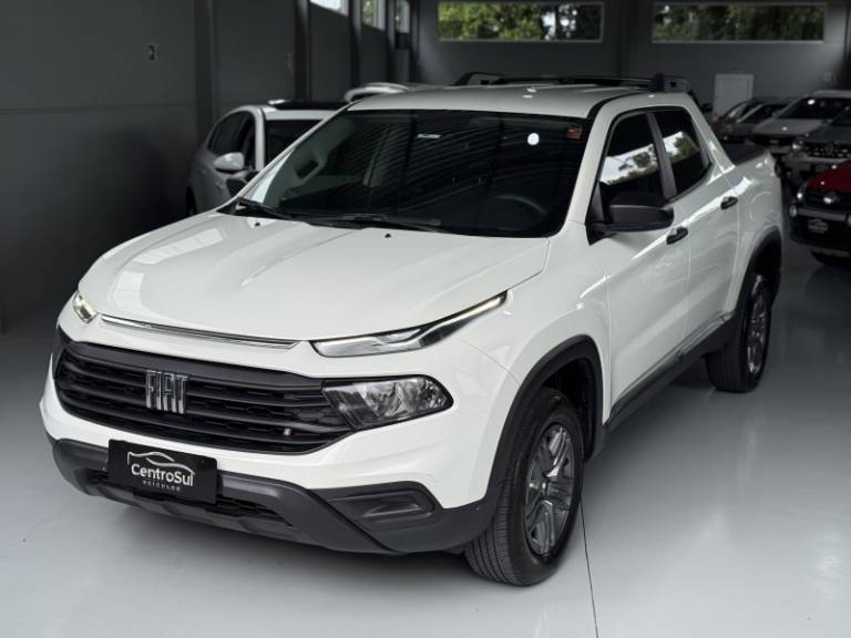 FIAT - TORO - 2022/2023 - Branca - R$ 119.990,00