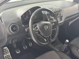 VOLKSWAGEN - UP - 2018/2018 - Branca - R$ 63.990,00