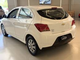 CHEVROLET - ONIX - 2018/2019 - Branca - R$ 57.900,00