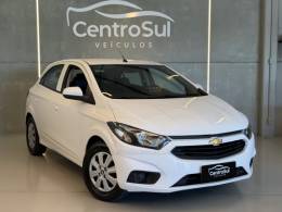 CHEVROLET - ONIX - 2018/2019 - Branca - R$ 57.900,00