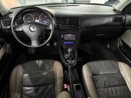 VOLKSWAGEN - GOLF - 2007/2008 - Preta - R$ 47.900,00