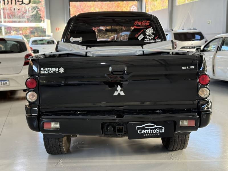 MITSUBISHI - L200 - 2006/2006 - Preta - R$ 59.900,00