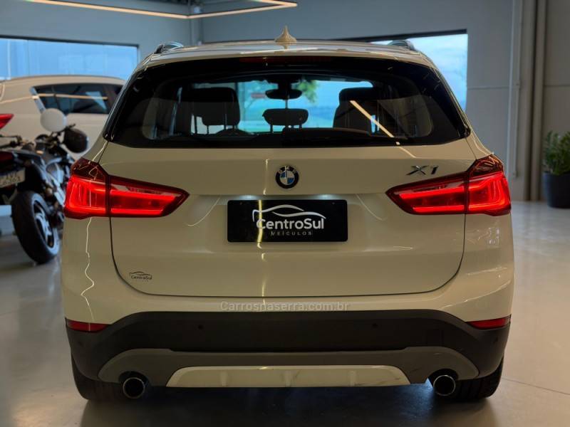 BMW - X1 - 2015/2016 - Branca - Sob Consulta