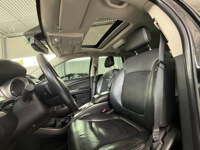 FIAT - FREEMONT - 2014/2014 - Preta - R$ 59.900,00
