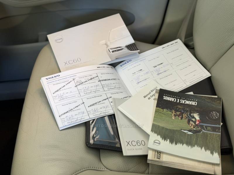 VOLVO - XC60 - 2019/2019 - Branca - R$ 152.900,00