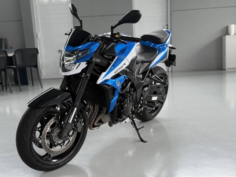 SUZUKI - GSXR - 2015/2016 - Azul - R$ 41.900,00