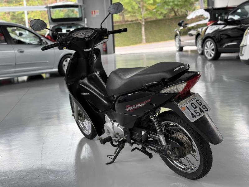 HONDA - BIZ 125 - 2009/2010 - Preta - R$ 8.900,00