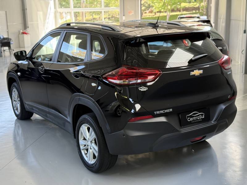CHEVROLET - TRACKER - 2020/2021 - Preta - R$ 96.900,00