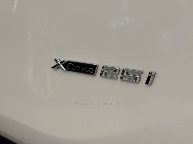 BMW - X1 - 2016/2016 - Branca - R$ 120.900,00